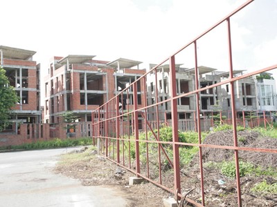 Tranh cãi về thẩm quyền giải quyết tranh chấp đất đai